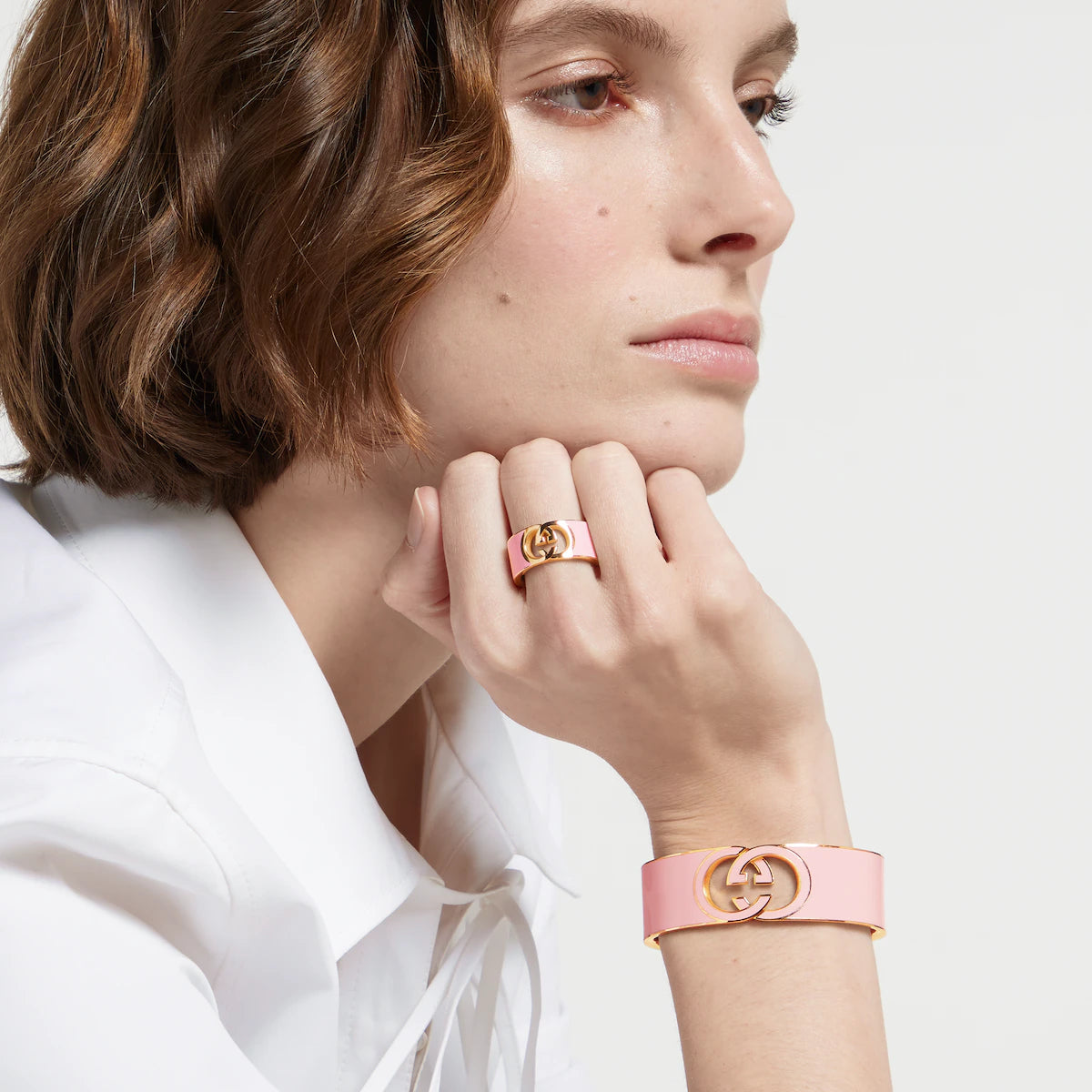 GUCCI GG ENAMEL BANGLE INTERLOCKING BRACELET