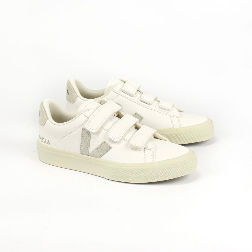 VEJA RECIFE CHROME-FREE LEATHER SNEAKERS