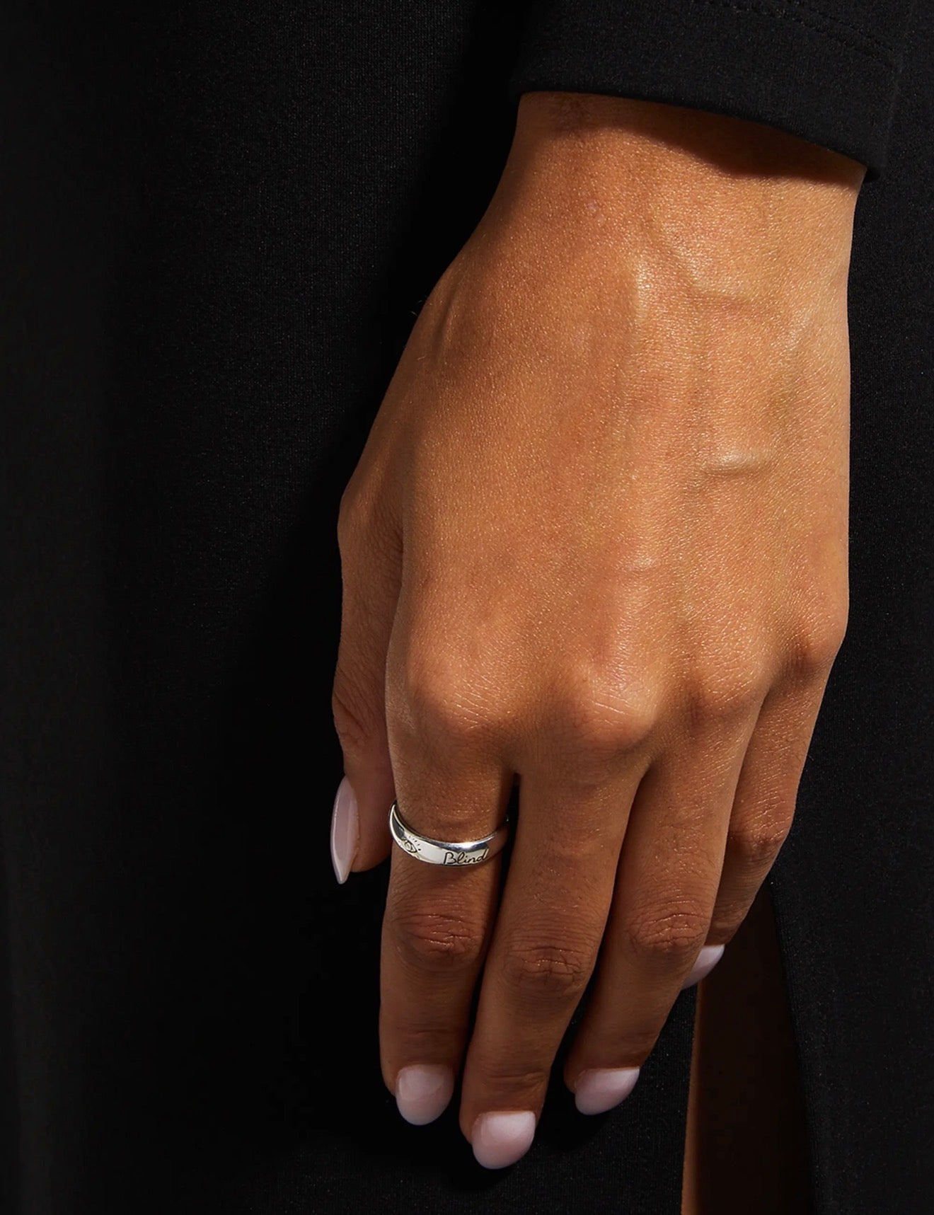 GUCCI GG STERLING SILVER BLIND FOR LOVE RING