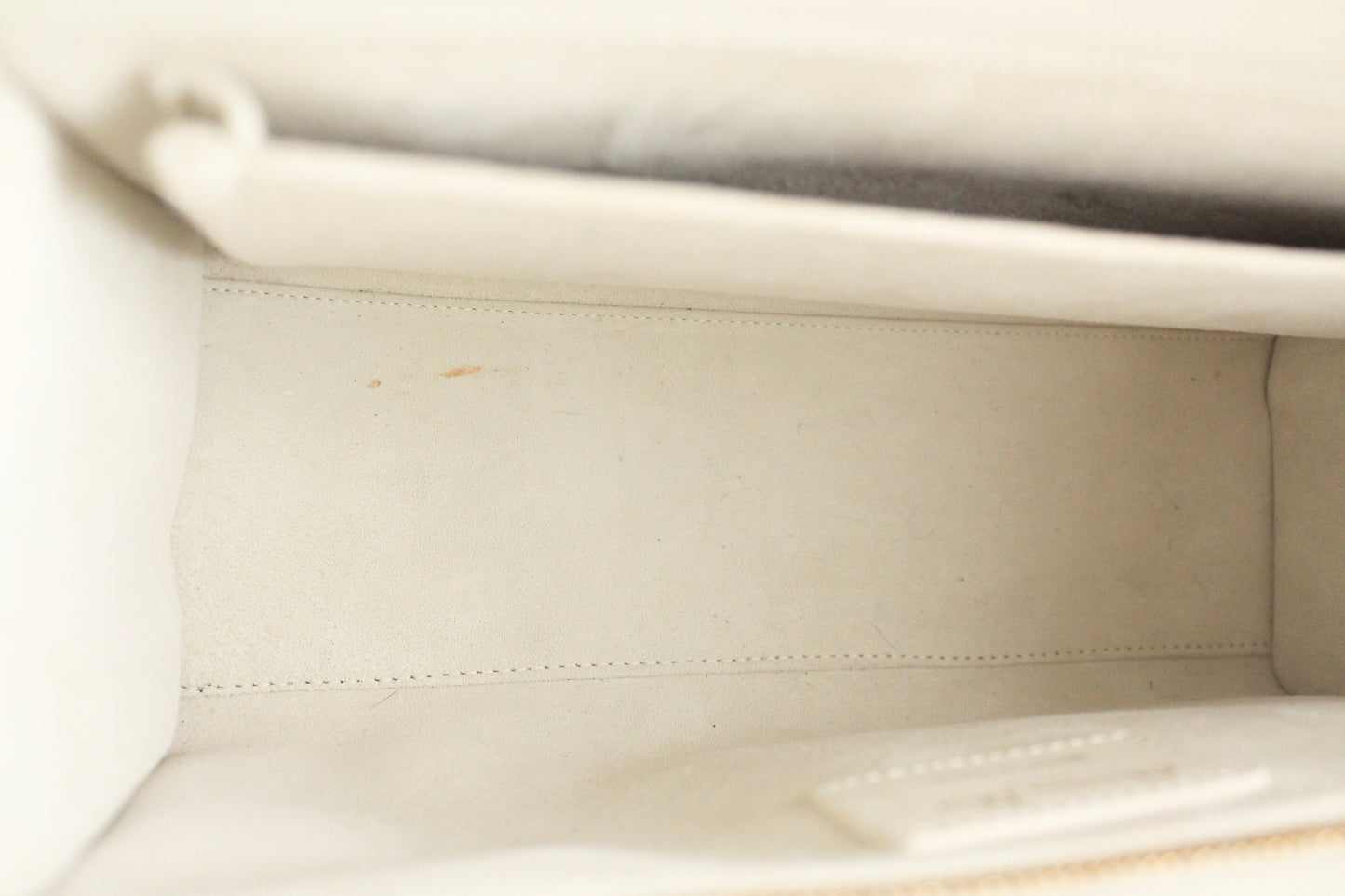 CHRISTIAN DIOR  MEDIUM LADY DIOR WHITE QUILTED CANNAG BAG