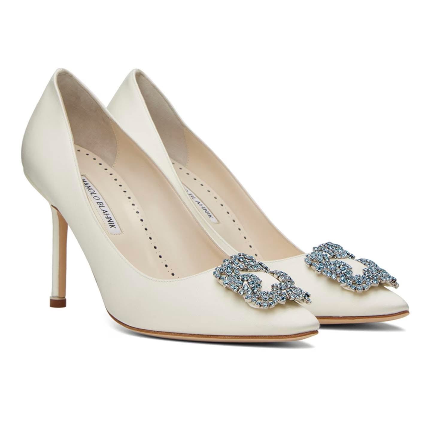 MANOLO BLAHNIK OFF-WHITE HANGISI BRIDAL SATIN HEELS