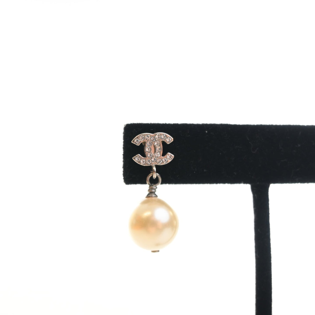 CHANEL CC PEARL CRYSTAL EARRINGS