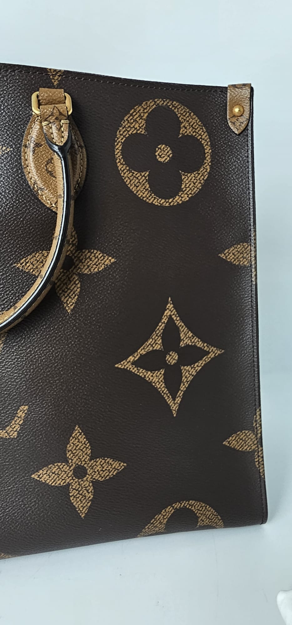 LOUIS VUITTO LV OTG GM