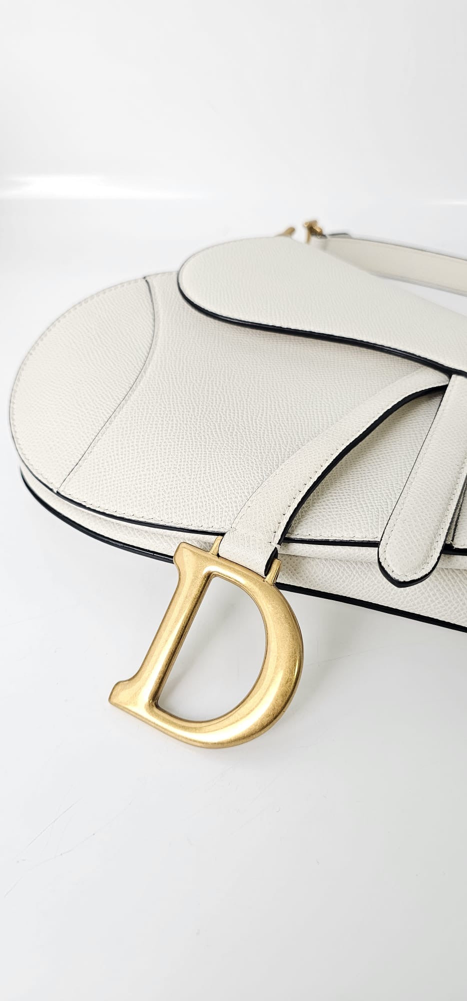 CHRISTIAN DIOR CD MEDIUM SADDLE BAG