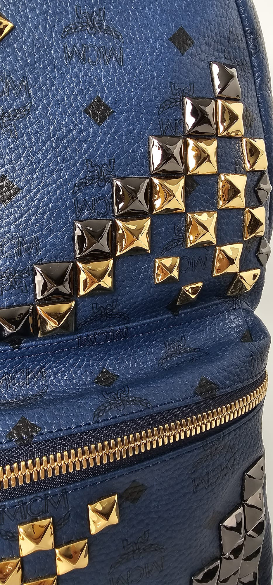 MCM VISETOS STUDDED UNISEX BACKPACK