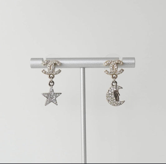 CHANEL CC MOON DROP EARRINGS