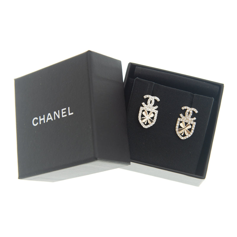 CHANEL CC SERGEANT CLOVER EARRING