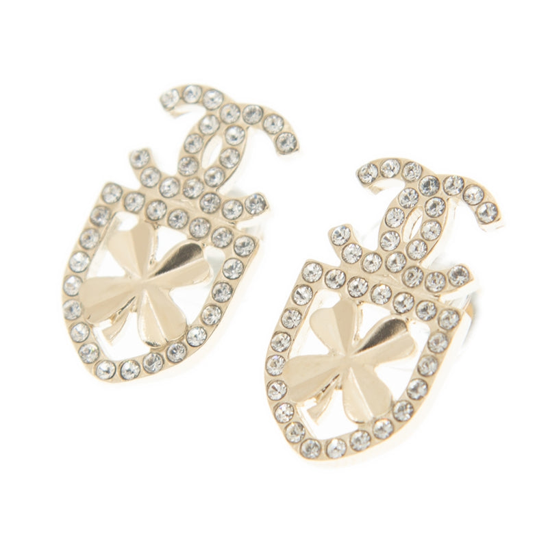 CHANEL CC SERGEANT CLOVER EARRING