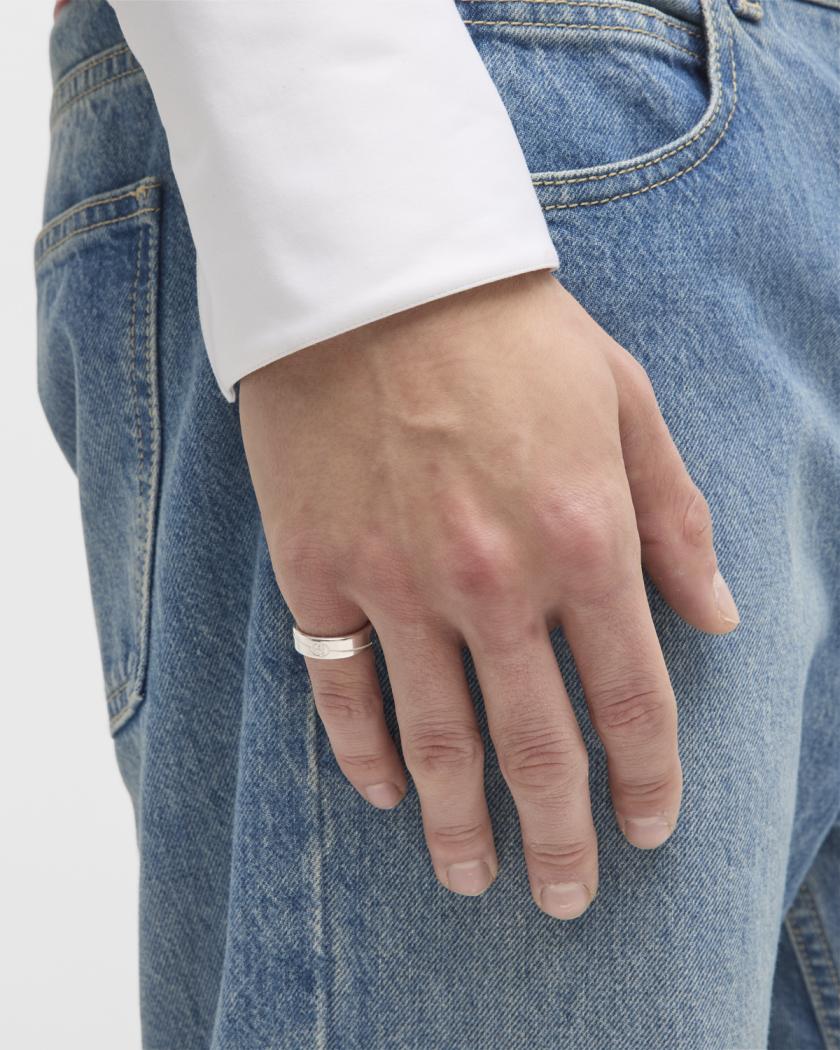 GUCCI GG STERLING SILVER TAG 9MM RING