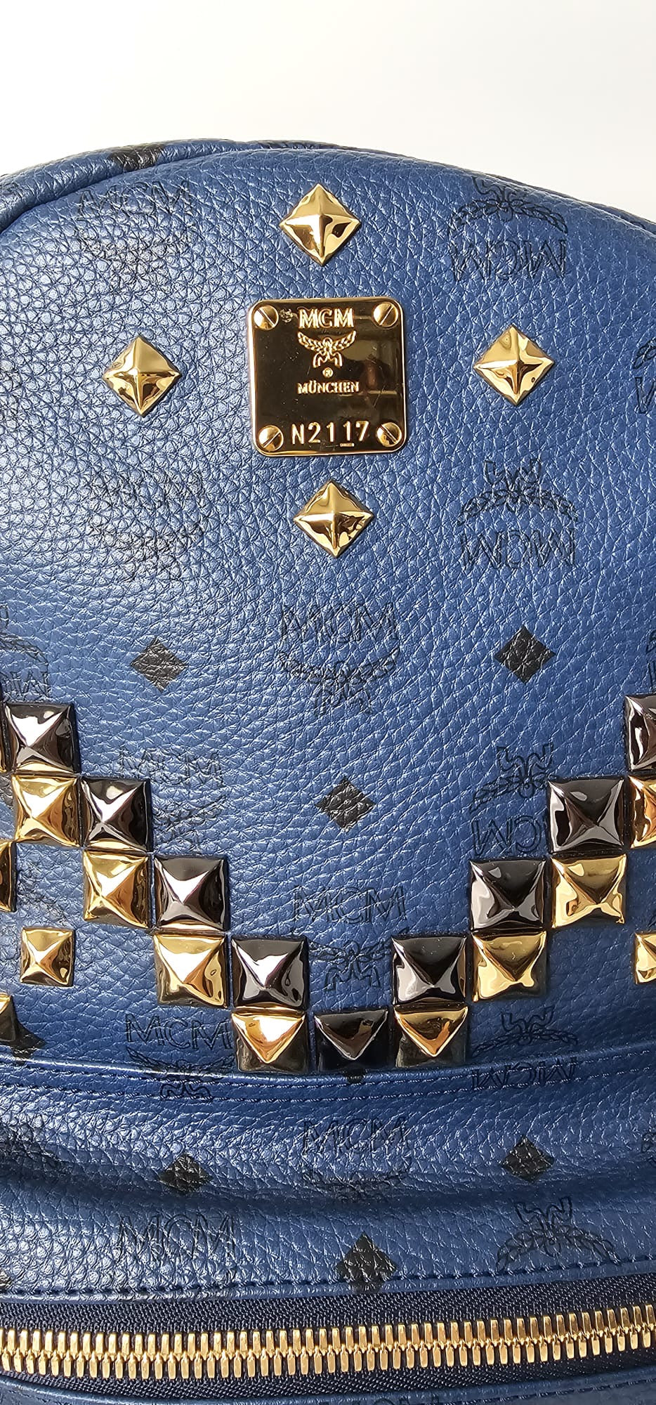 MCM VISETOS STUDDED UNISEX BACKPACK