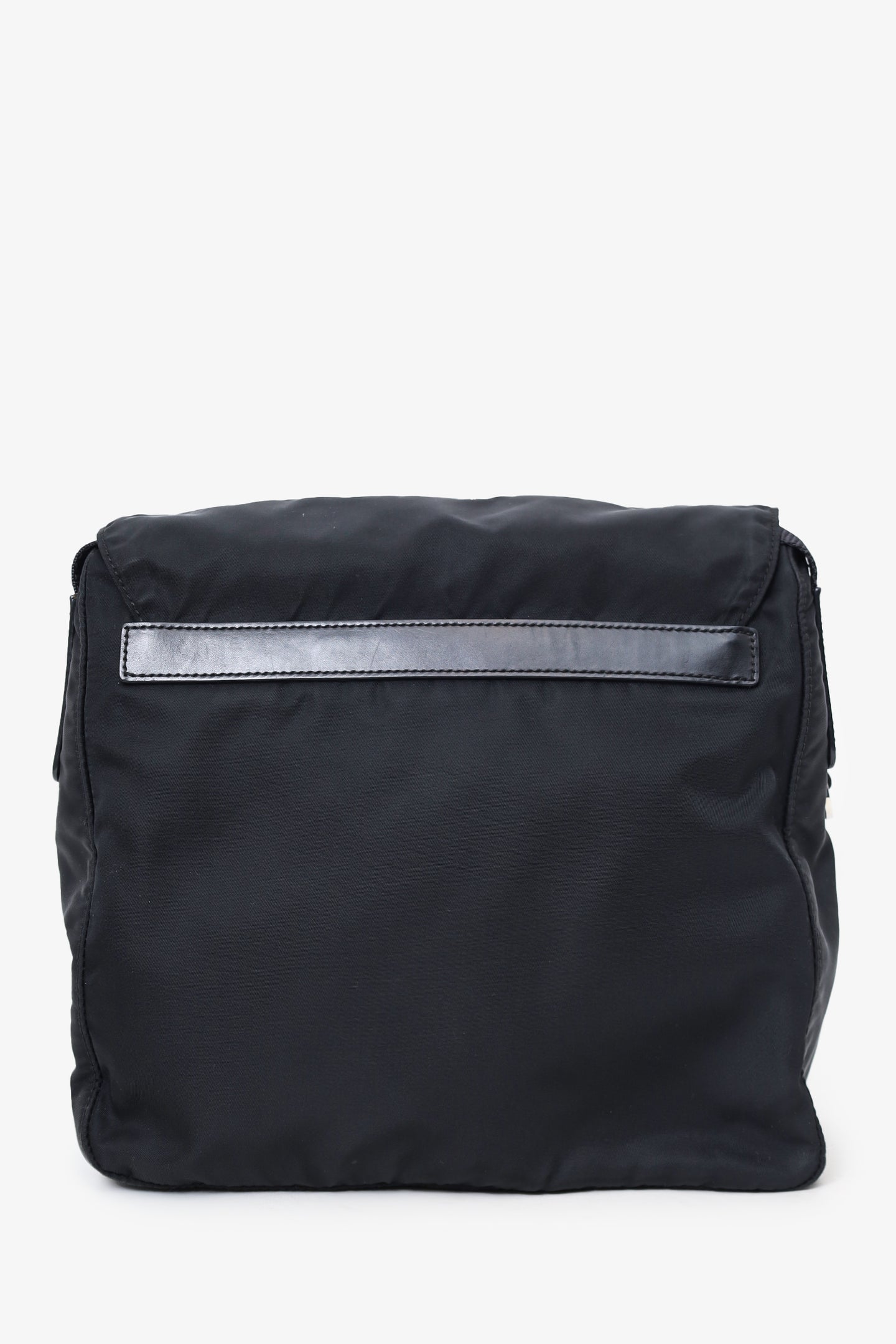 PRADA BLACK RE-NYLON VELA SAFFIANO POCKET SINGLE BUCKLE UNISEX MESSENGER BAG
