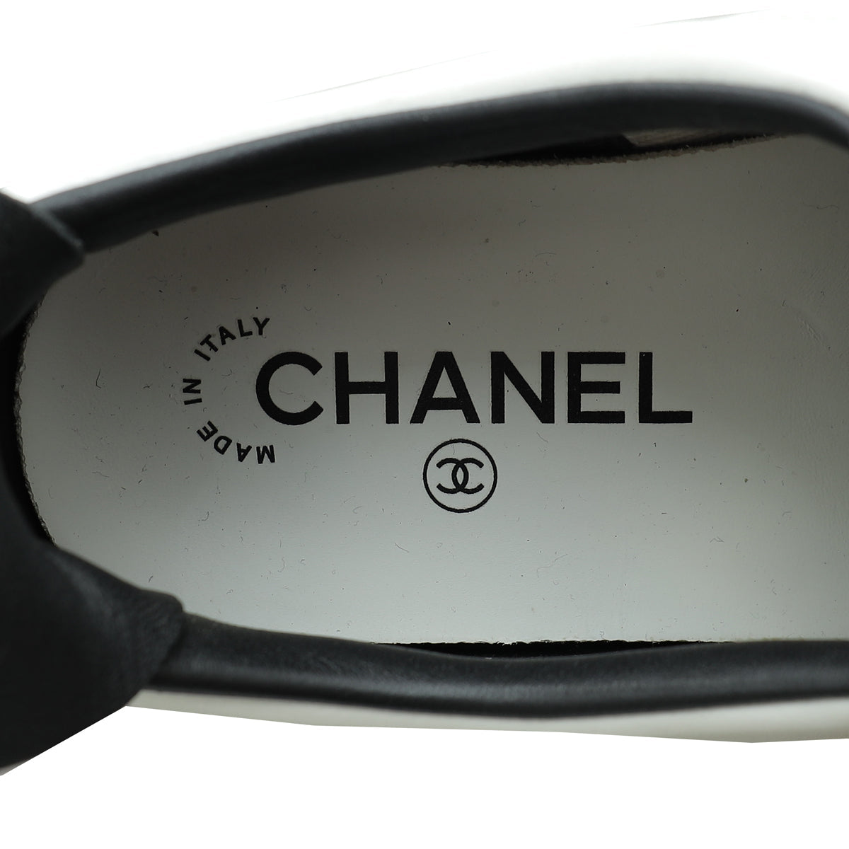 CHANEL CC CALFSKIN LEATHER WOMENS SNEAKERS