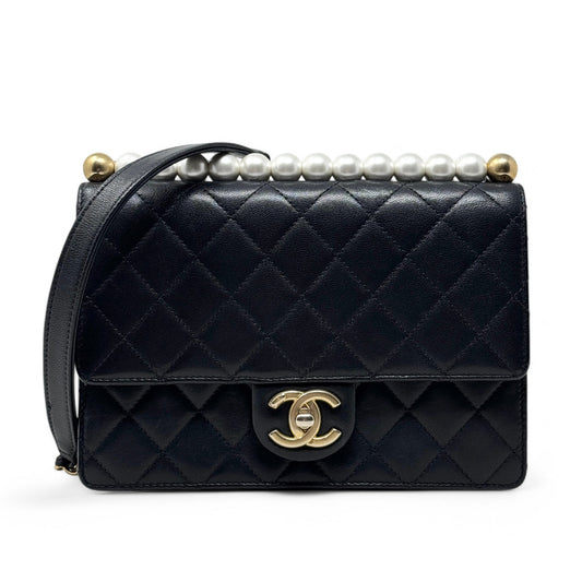 CHANEL CC BLACK SMALL CHIC PEARL FLAP