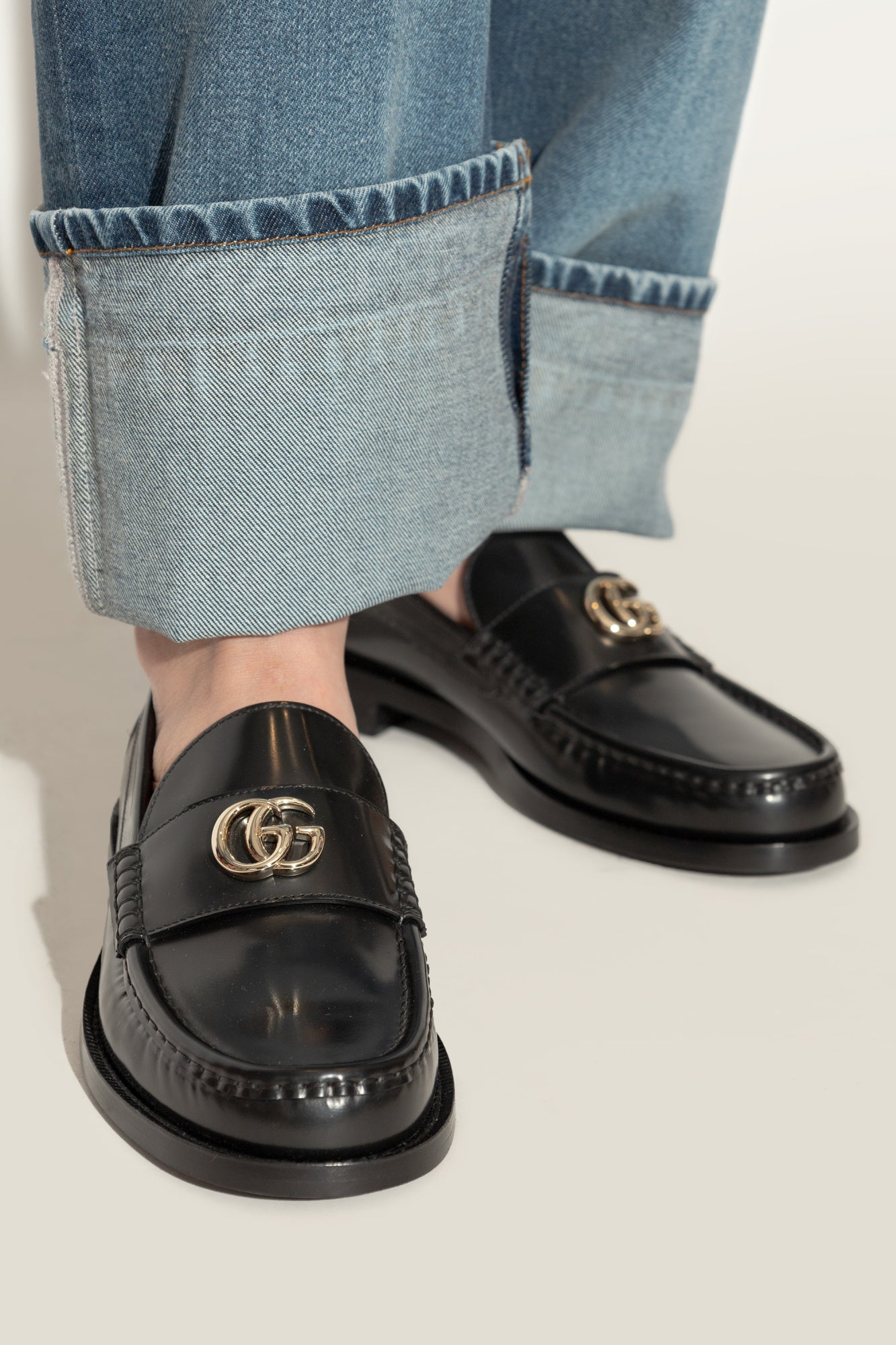 GUCCI GG WOMENS LOAFER