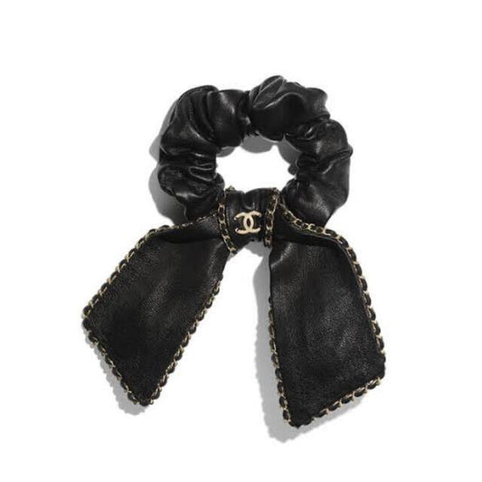 CHANEL SCRUNCHIE WITH A BOW