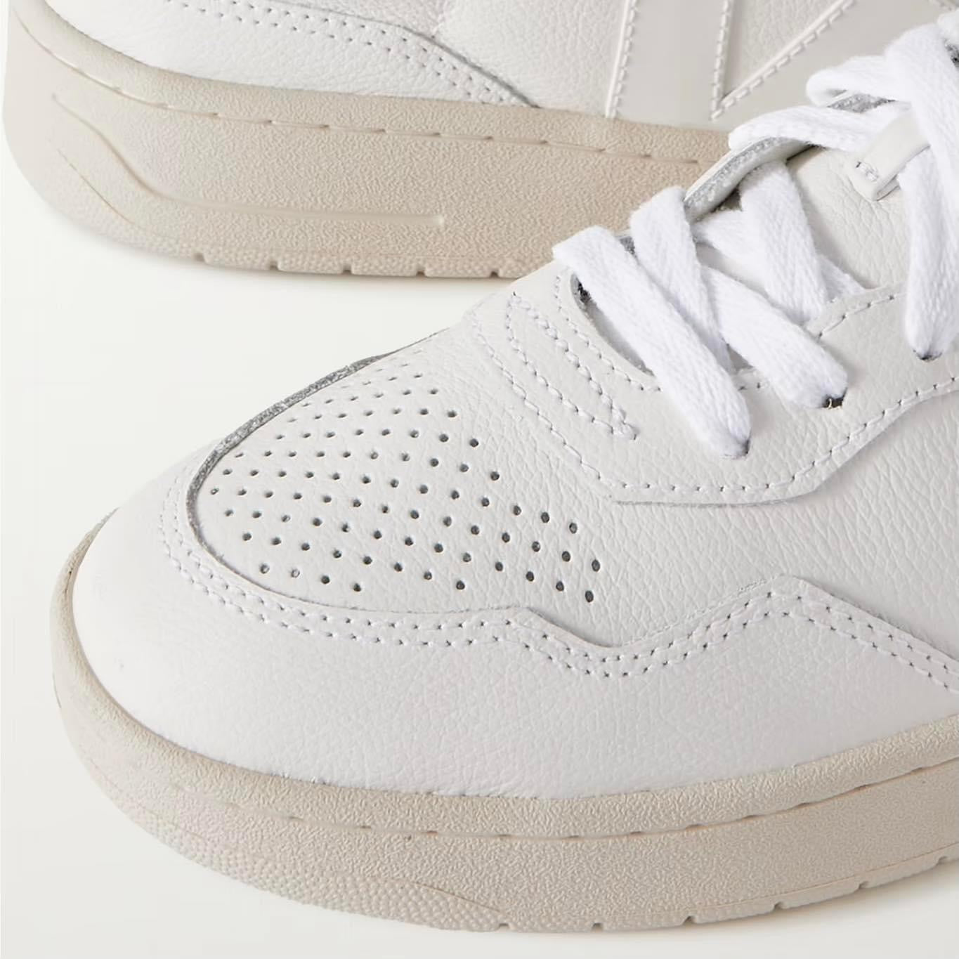 VEJA V-90 LEATHER SNEAKERS