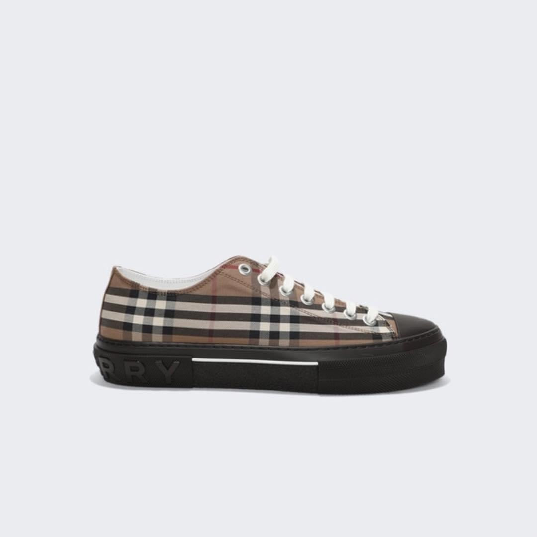 BURBERRY LOW TOP SNEAKERS