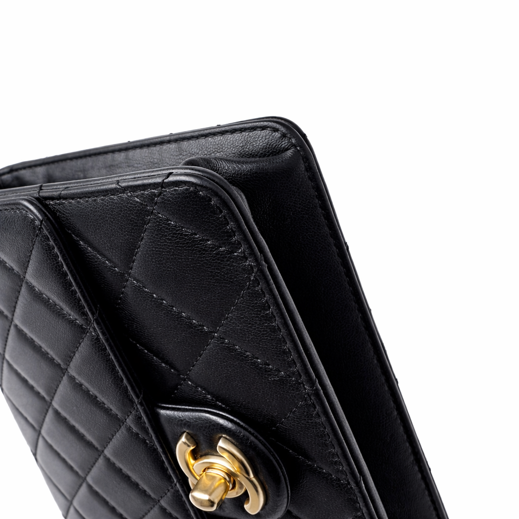 CHANEL CC BLACK SMALL CHIC PEARL FLAP