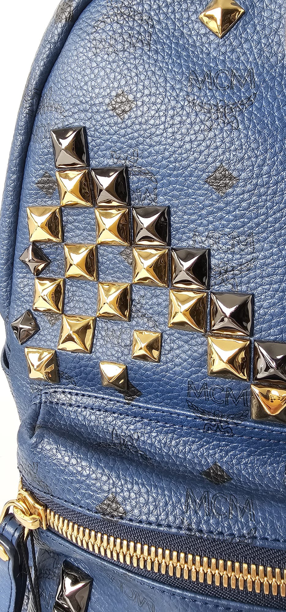 MCM VISETOS STUDDED UNISEX BACKPACK
