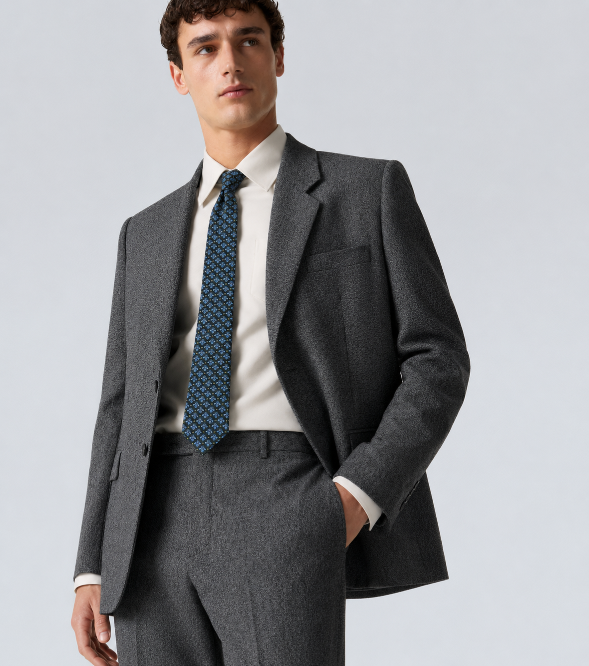 GUCCI GG BEE WOVEN SILK TIE