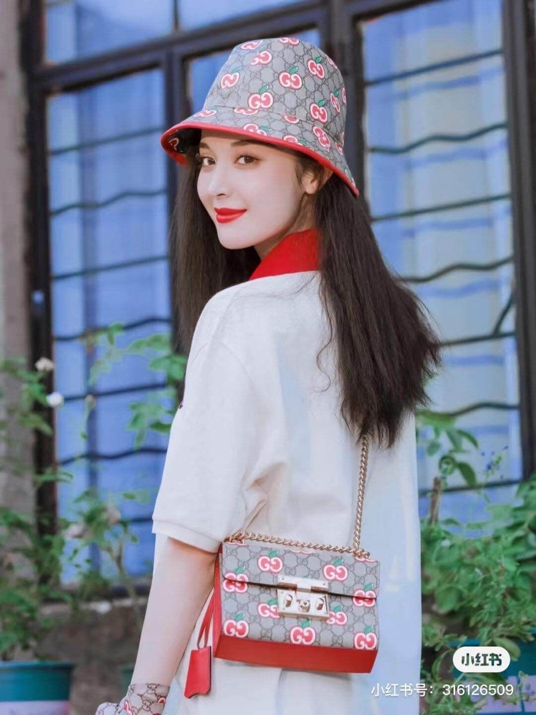 GUCCI GG APPLE BUCKET HAT