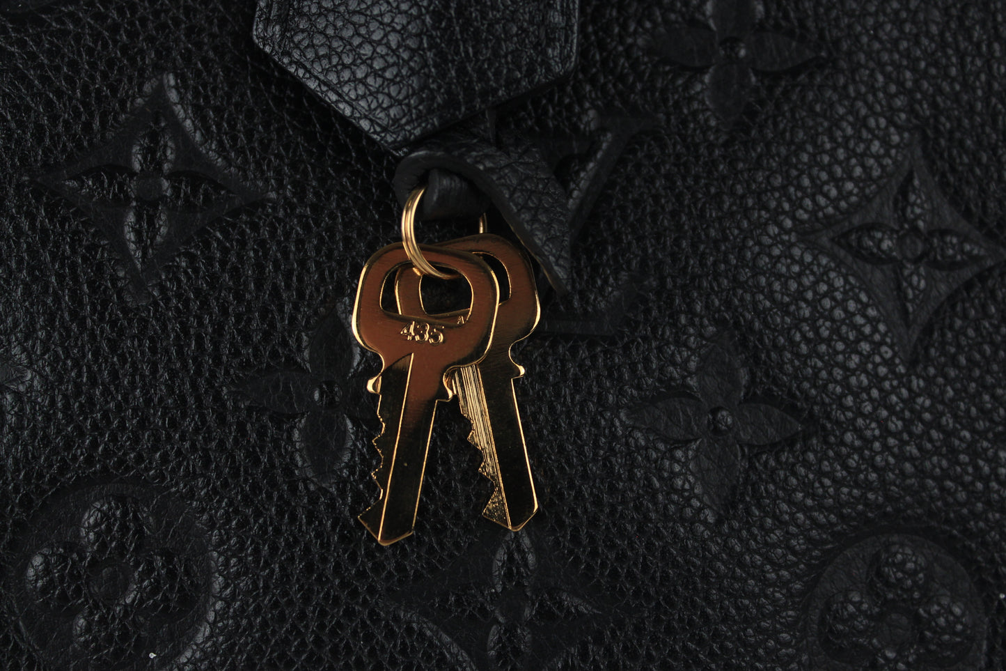 LOUIS VUITTON EMPREINTE MONTAIGNE MM HANDBAG