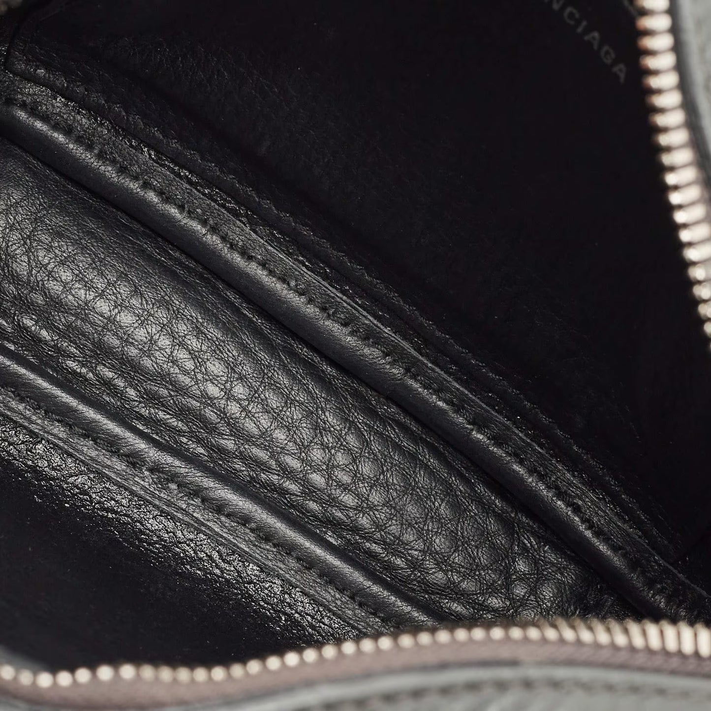 BALENCIAGA EVERYDAY CROSSBODY BAG XS
