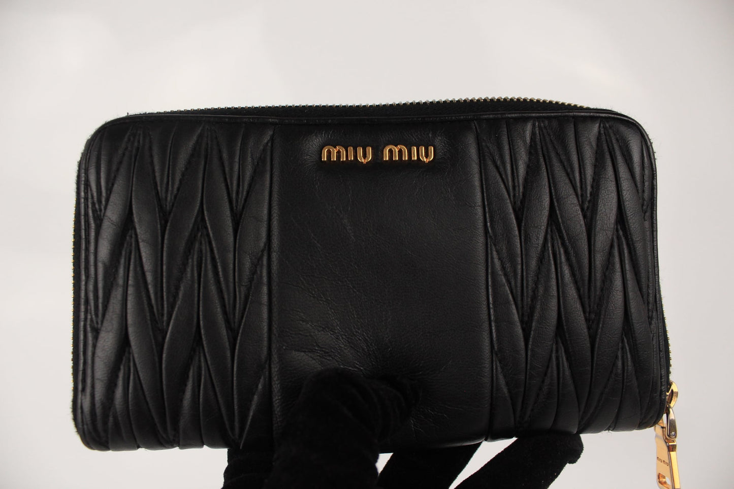 MIU MIU MATELASSE LONG WALLET