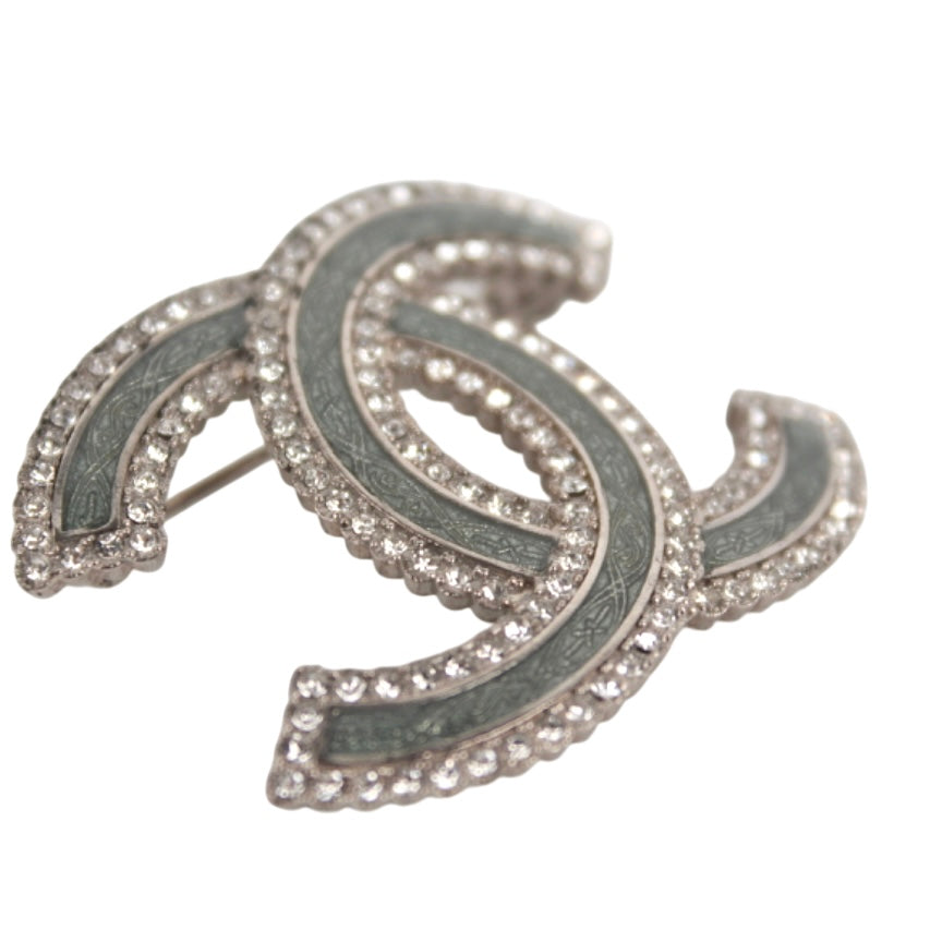 CHANEL CC BROOCH