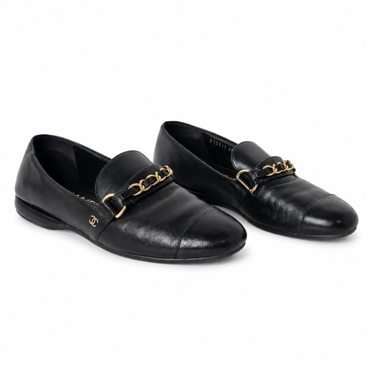 CHANEL CC CHAIN LOAFER