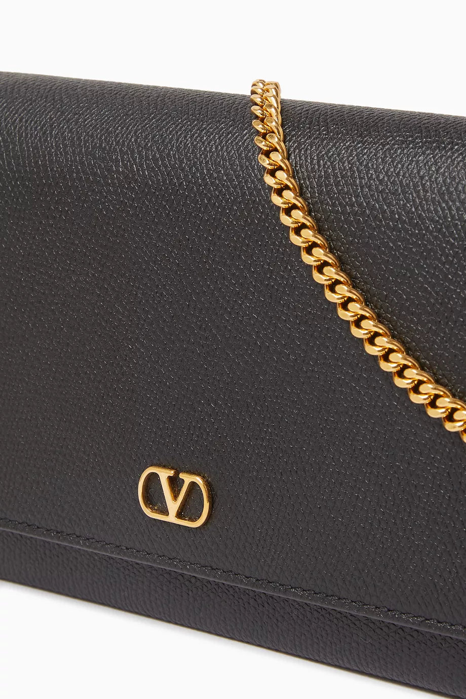 VALENTINO SIGNATURE WALLET ON CHAIN