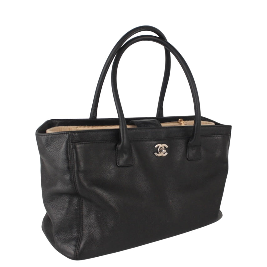 CHANEL EXECUTIVE LEATHER TOTE WITH ORGANIZER