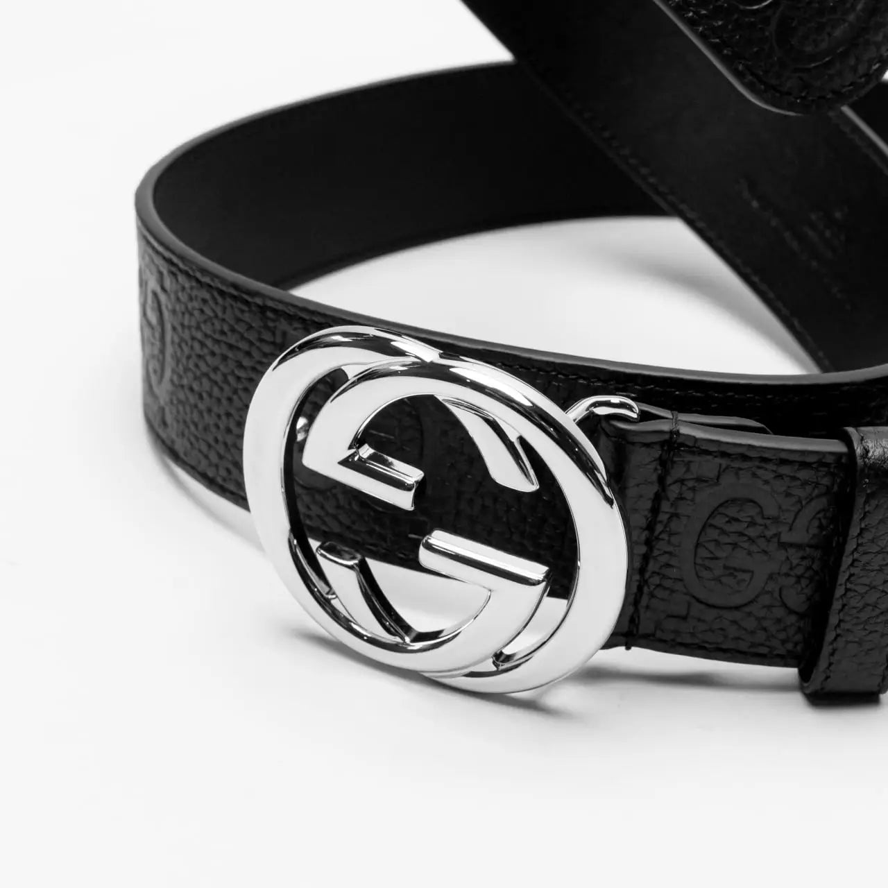 GUCCI GG INTERLOCKING UNISEX EMBOSSED LEATHER BELT