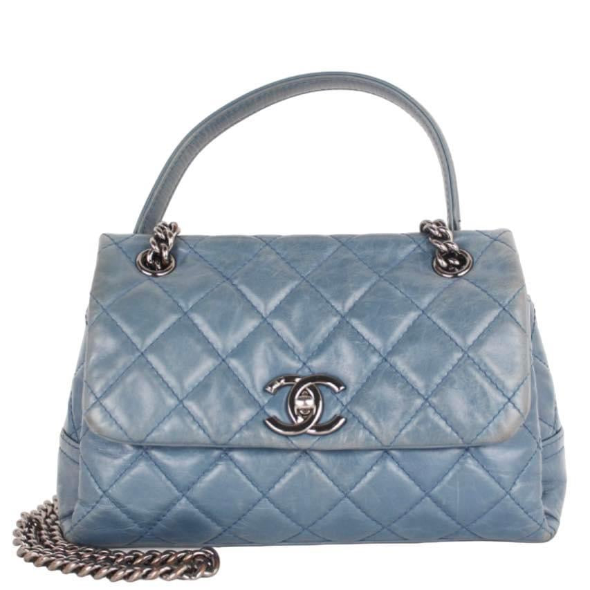 CHANEL VINTAGE SHOULDER BAG