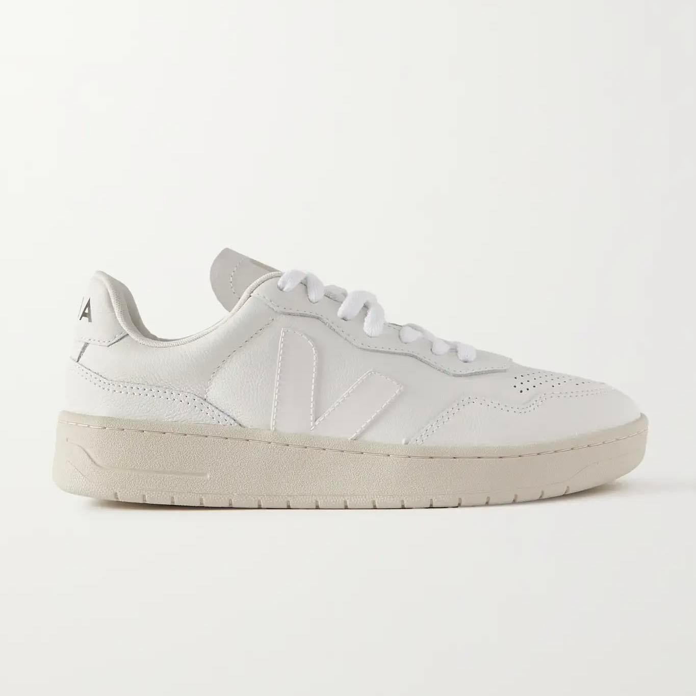 VEJA V-90 LEATHER SNEAKERS