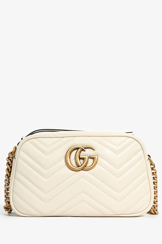 GUCCI GG MARMONT MATELASSE SMALL CAMERA BAG