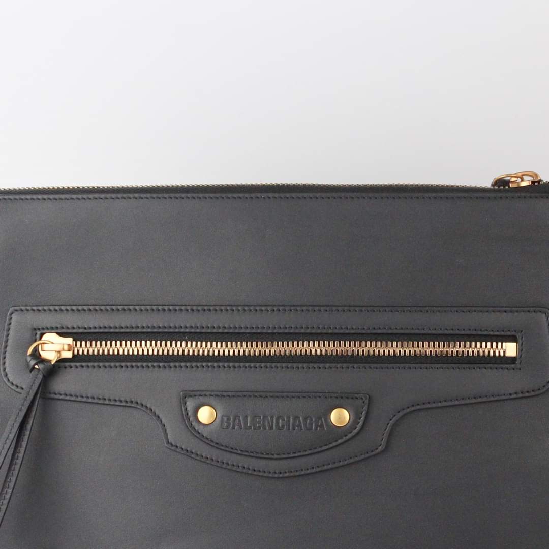 BALENCIAGA POUCH