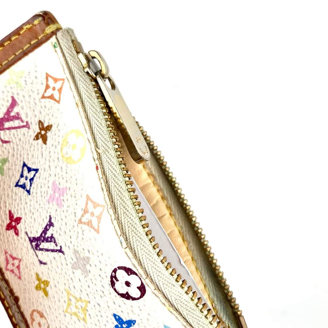 LOUIS VUITTON MURAKAMI KEYCLES WHITE