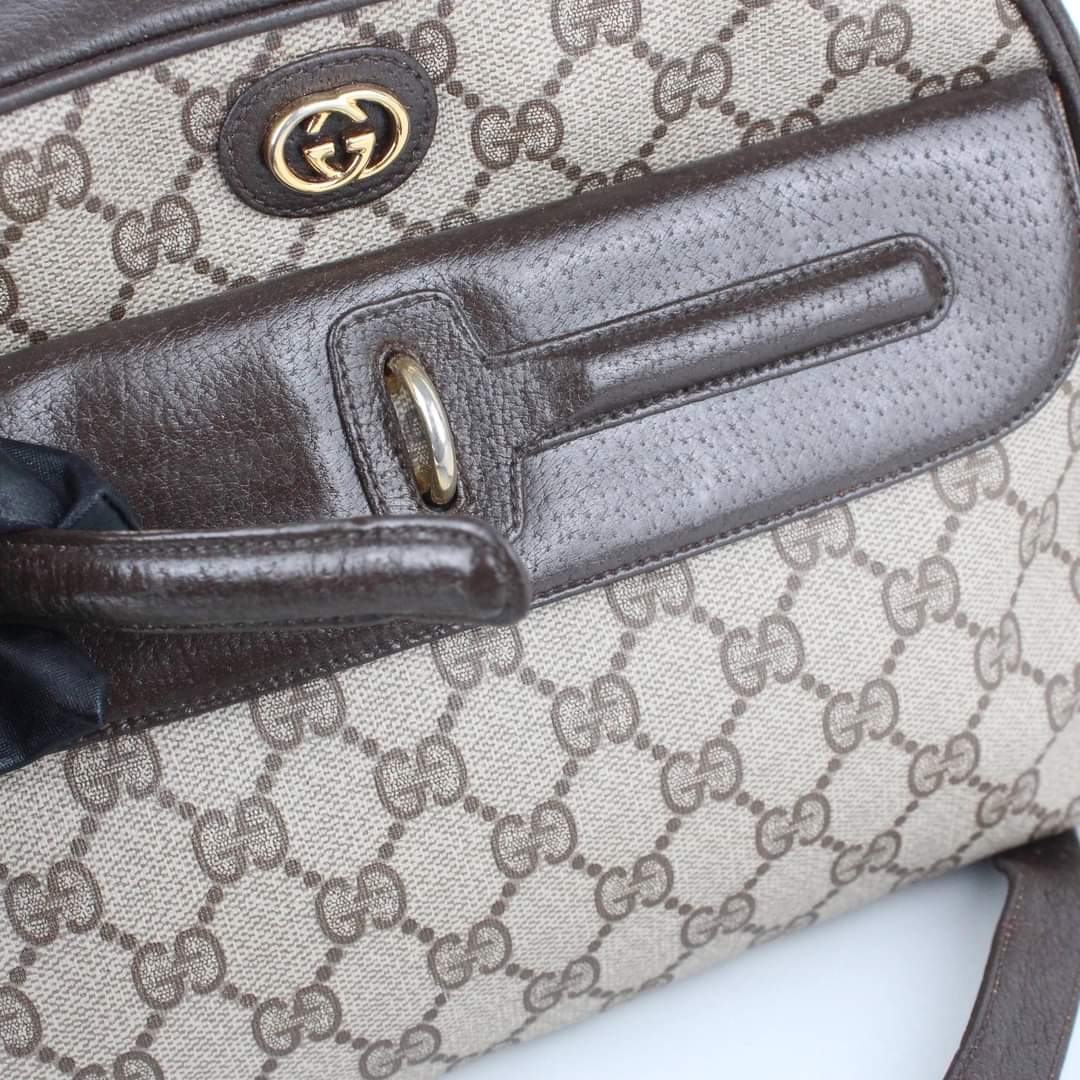 GUCCI VINTAGE CROSSBODY