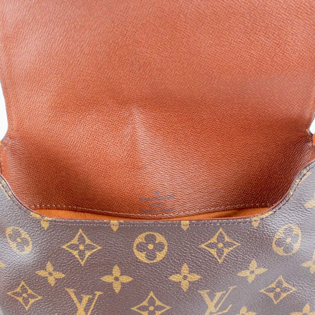 LOUIS VUITTON  MUSSETE CROSSBODY