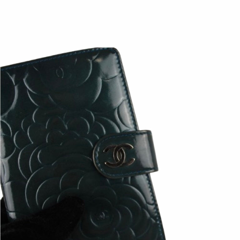 CHANEL PATENT CAMELLIA FOLDING WALLET