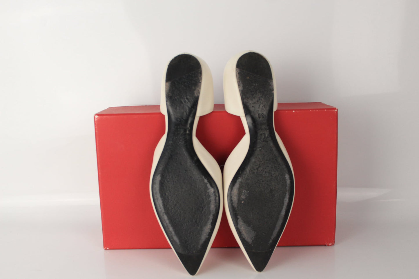 ROGER VIVIER CHIPS D’ORSAY WHITE PATENT BALLET FLATS