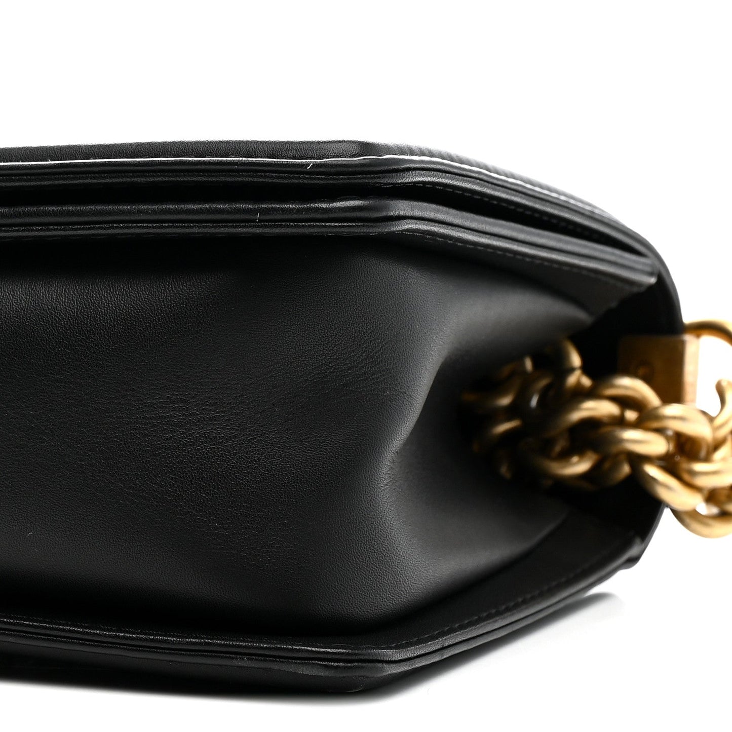 CHANEL CC LAMBSKIN CHAIN AROUND MEDIUM
BOY BAG