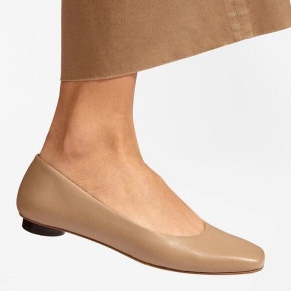 EVERLANE 90’s SQUARE TOE BALLET FLATS