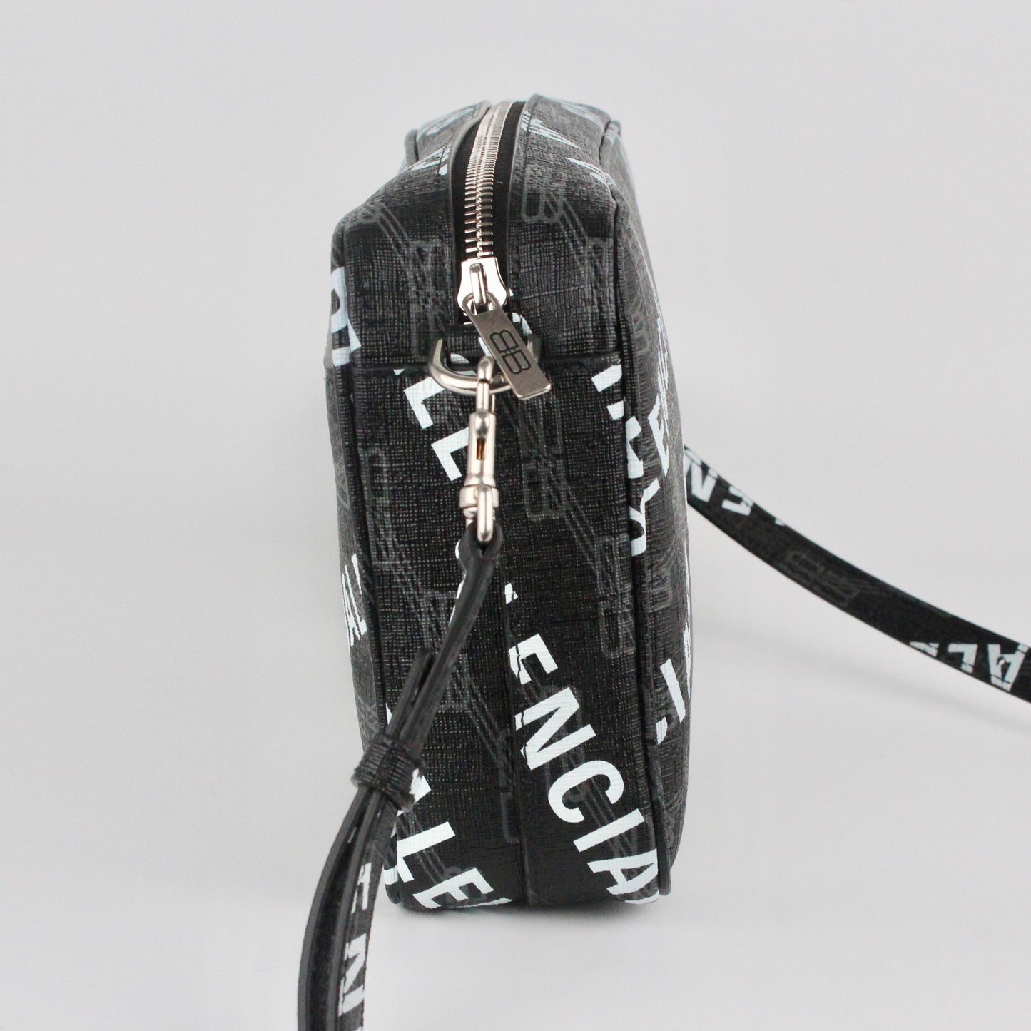 BALENCIAGA Camera sling Bag Black